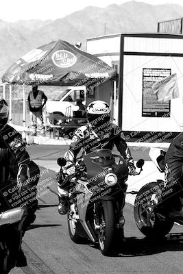 media/May-08-2022-Apex Assassins (Sun) [[07d06fa212]]/Around the Pits/